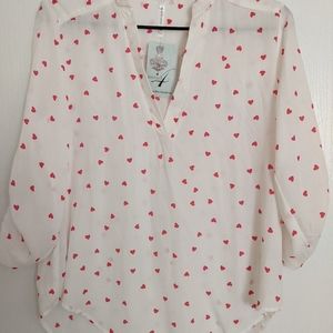 🌷 NWT! DNA Couture Hearts Blouse